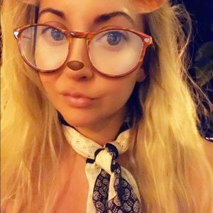 Meet your Posher, Christina